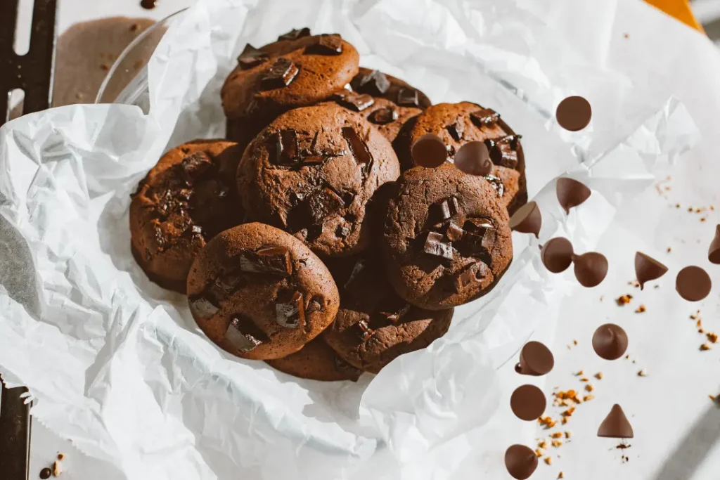 Starbucks chocolate chunk cookie price, calories, UK 2026 1 Chocolate Chunk Cookie